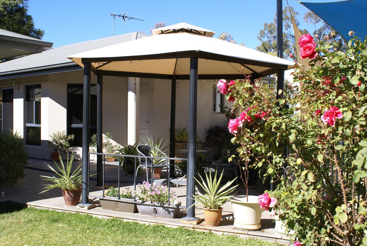 A Good Rest B & B Alice Springs Buitenkant foto