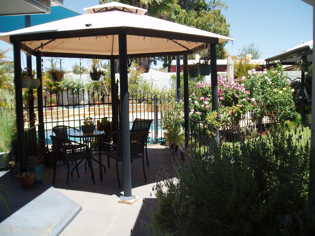 A Good Rest B & B Alice Springs Buitenkant foto